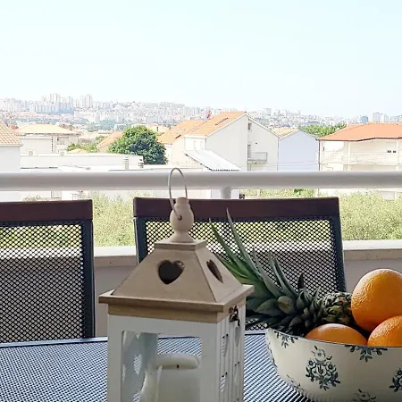 Split View 2 Bedrooms Luxury 90 M2 Apartament Klis