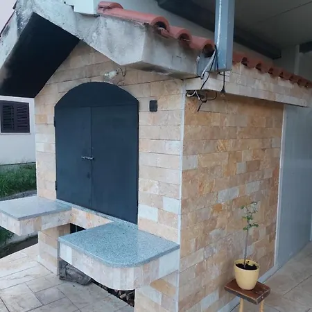 Split View 2 Bedrooms Luxury 90 M2 Apartament