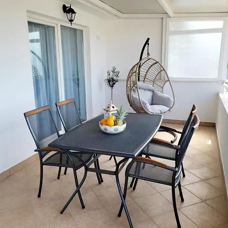 Split View 2 Bedrooms Luxury 90 M2 Apartment *