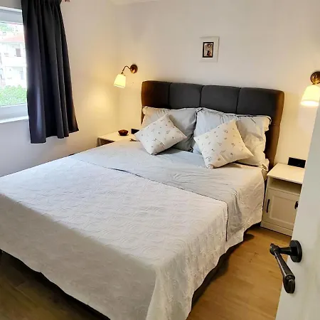 Split View 2 Bedrooms Luxury 90 M2 Apartment Klis