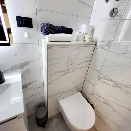 Apartment Split View 2 Bedrooms Luxury 90 M2