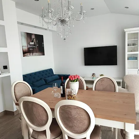 Apartment Split View 2 Bedrooms Luxury 90 M2 *